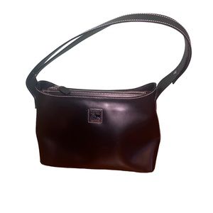 Dooney and Bourke Y2K handbag. Black leather